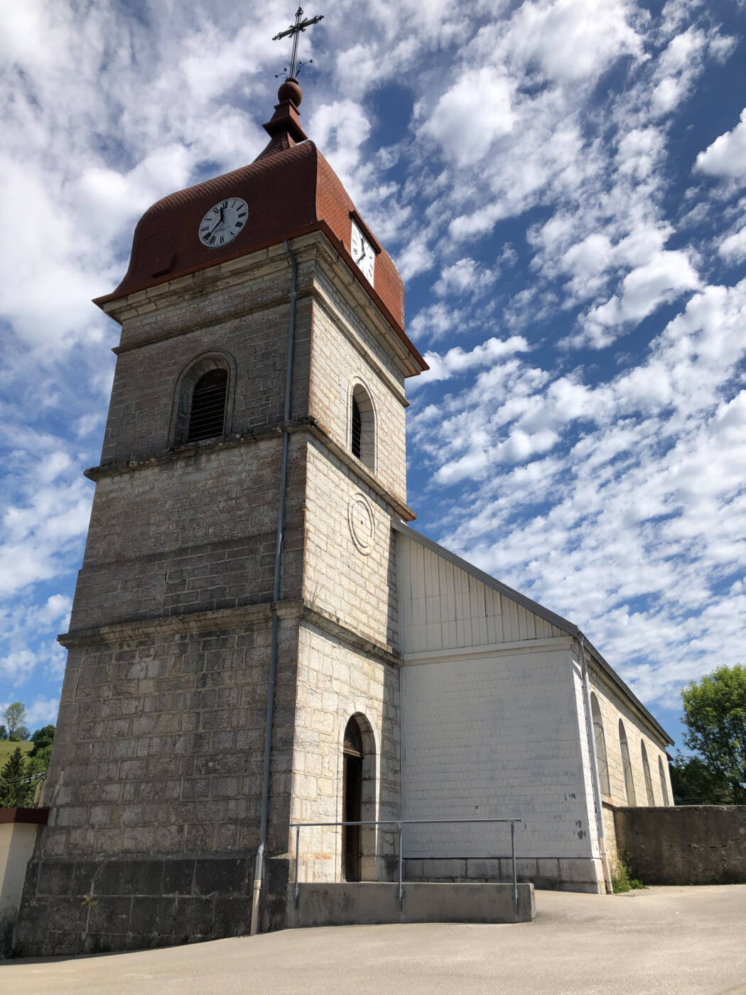 4- Eglise de Remonot