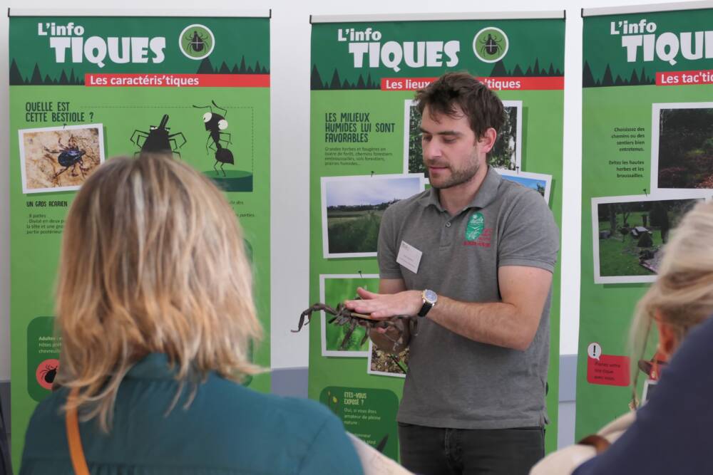 Stand prévention morsures de tiques