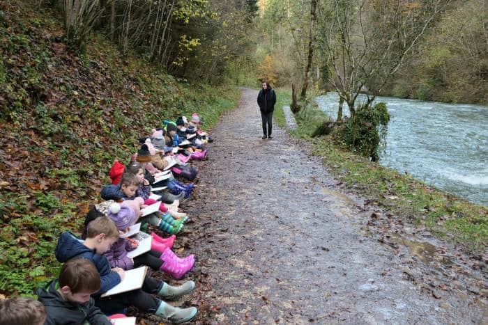 Sortie pédagogique école Le Luhier, programme L'eau vivante au Val de Consolation