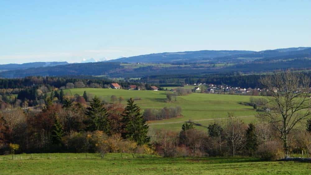 Vue sur les Alpes depuis le Village Haut Bonnétage