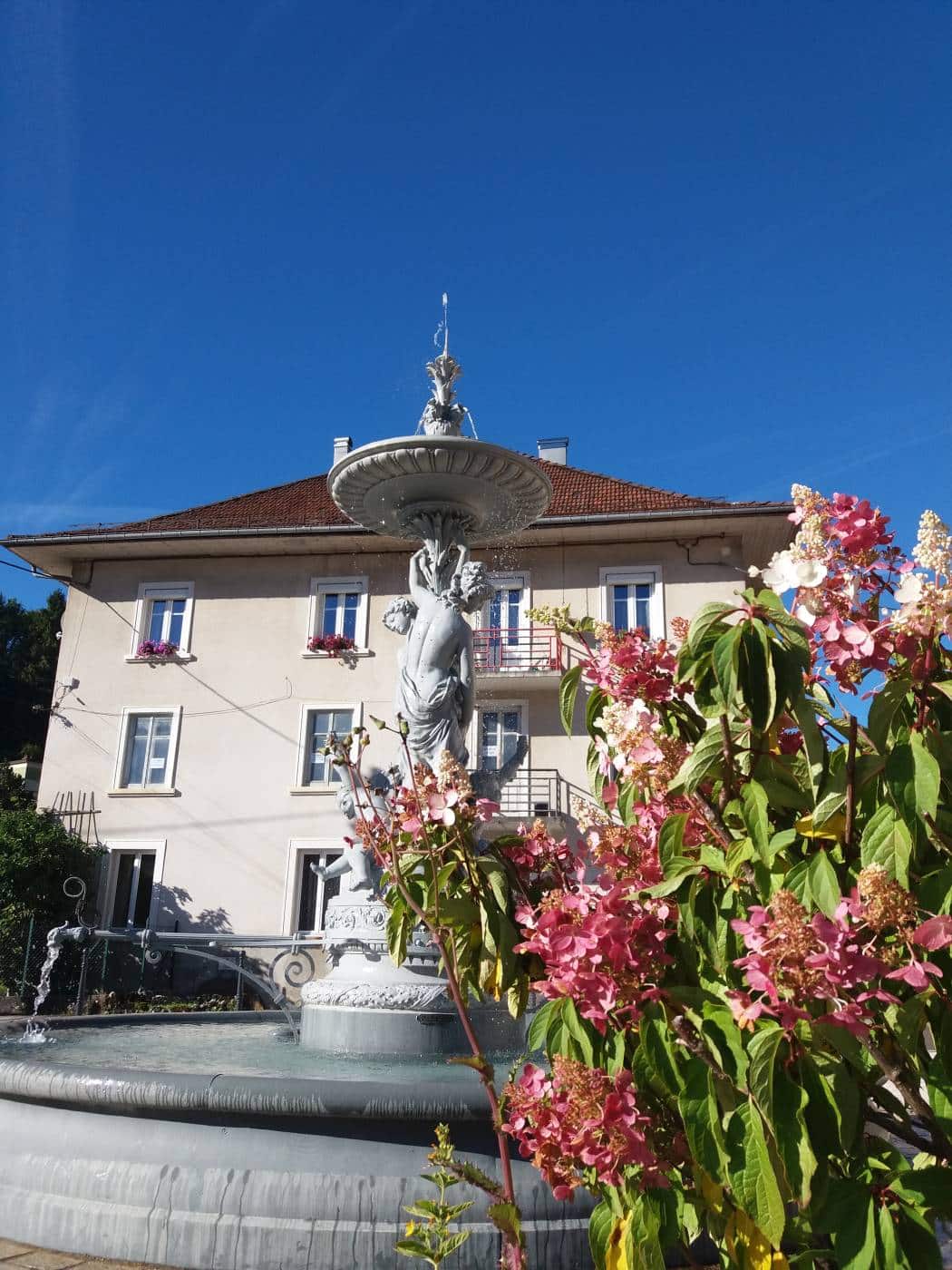 Fontaine du village