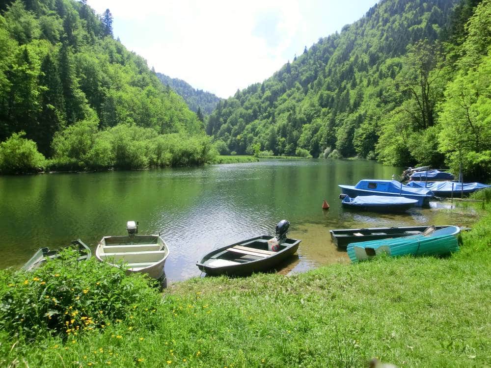 entre la Rasse et Maison Monsieur Grand'Combe des Bois